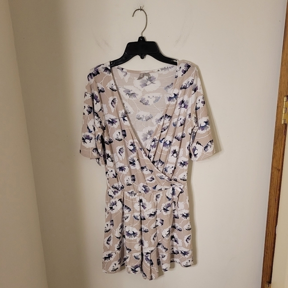 𝅺ASOS Women's Floral Cross Mini Dress - Size (2) - Excellent Condition - Picture 1 of 10